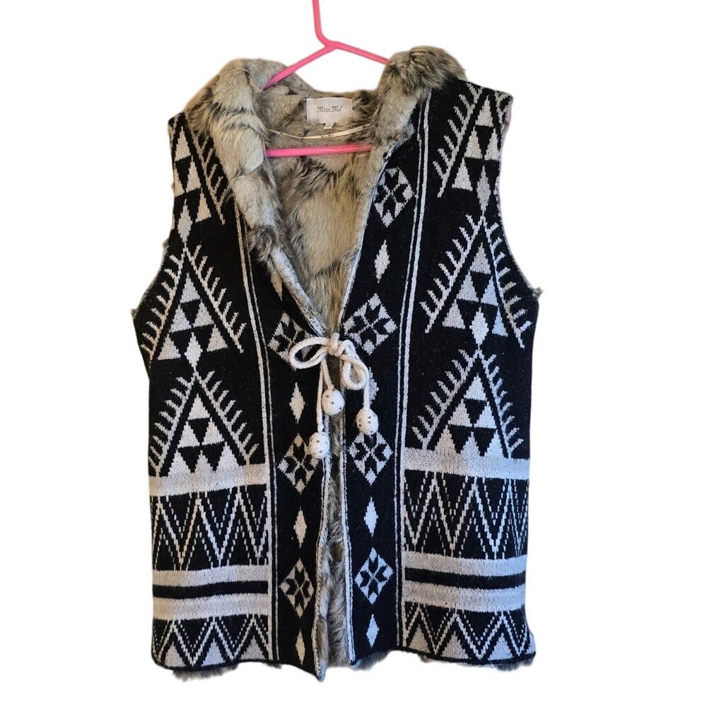 Miss me southwestern faux fur vest size large
